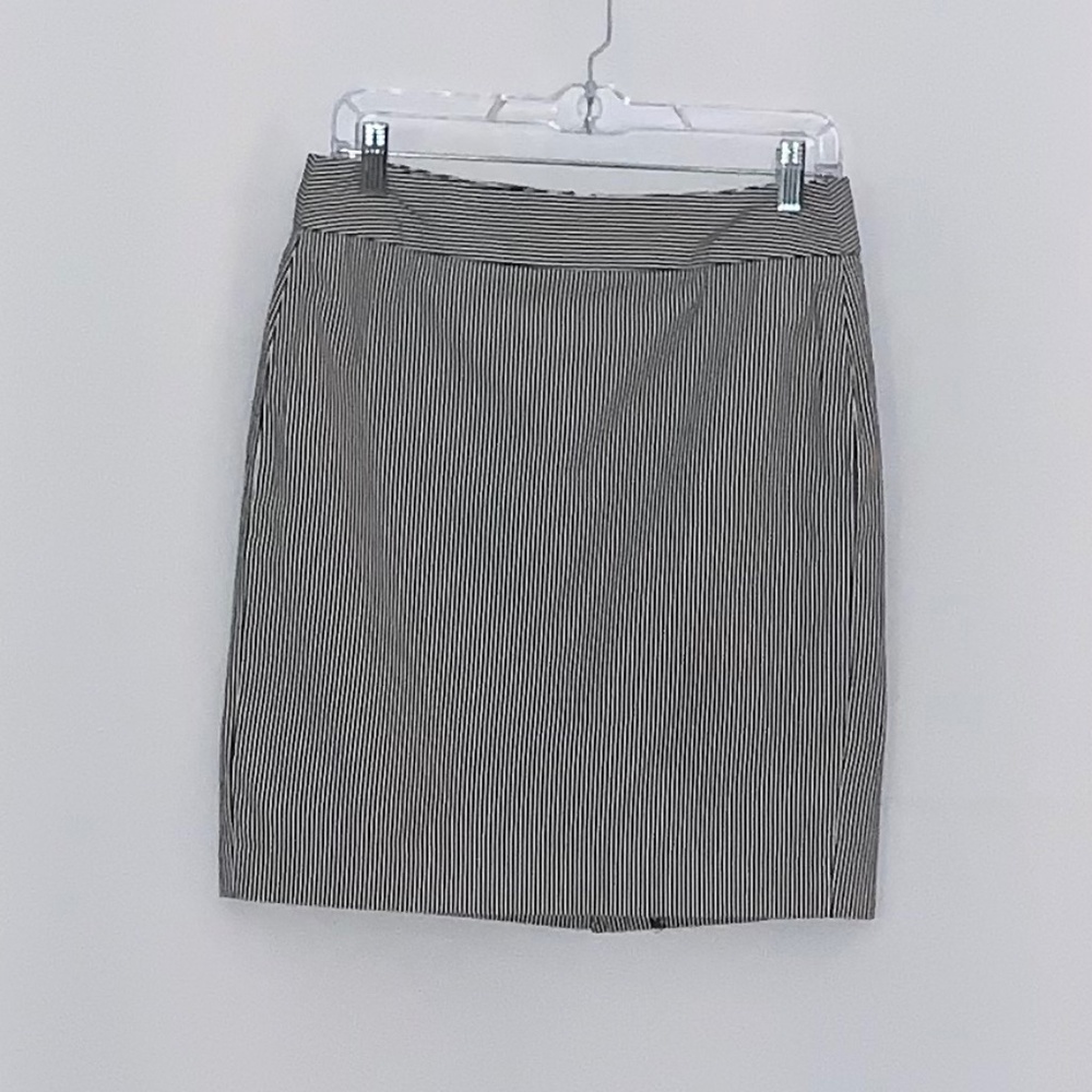 Banana Republic Black/White Cotton Pinstripe Mini Skirt